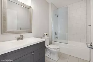 1160 S Michigan Ave, Chicago, IL 60605 - Photo 12