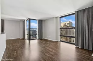 1160 S Michigan Ave, Chicago, IL 60605 - Photo 2