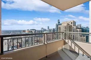 1160 S Michigan Ave, Chicago, IL 60605 - Photo 14