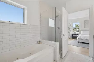3011 N Ashland Ave, Chicago, IL 60657 - Photo 24
