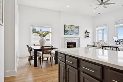 3011 N Ashland Avenue #4S, Chicago, IL 60657 - Photo 14