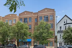 3011 N Ashland Ave, Chicago, IL 60657 - Photo 1