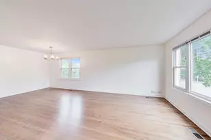 3333 Church St, Evanston, IL 60203 - Photo 4