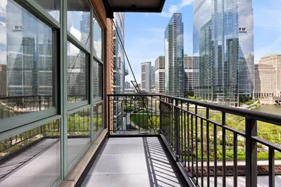 165 N Canal Street #712, Chicago, IL 60606 - Photo 6