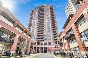 330 N Jefferson St, Chicago, IL 60661 - Photo 1