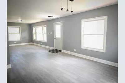 11616 S Harvard Avenue, Chicago, IL 60628 - Photo 6
