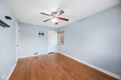 8021 Lake Street #1, River Forest, IL 60305 - Photo 10