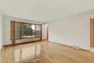 [Address not provided], Westchester, IL 60154 - Photo 4