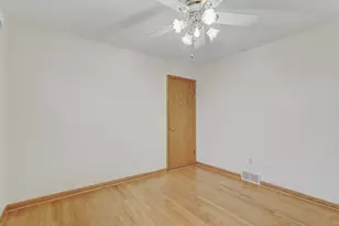 [Address not provided], Westchester, IL 60154 - Photo 8