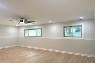 425 Carriage Hill Rd, Naperville, IL 60565 - Photo 28