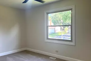 425 Carriage Hill Rd, Naperville, IL 60565 - Photo 22