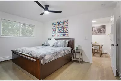 1404 W Estes Avenue, Chicago, IL 60626 - Photo 12