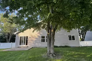 2001 Gray Hawk Dr, Plainfield, IL 60586 - Photo 4