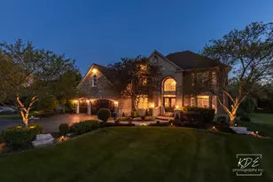 4443 Esquire Cir, Naperville, IL 60564 - Photo 2