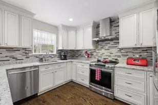 623 Wild Indigo Ave, Romeoville, IL 60446 - Photo 6