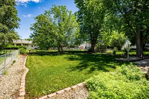 120 Ginger Creek Ct, Bloomington, IL 61704 - Photo 32
