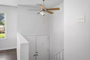 120 Ginger Creek Ct, Bloomington, IL 61704 - Photo 2