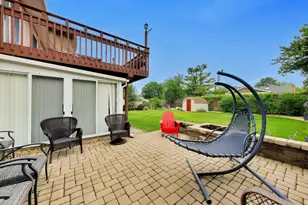 650 Nassau Dr, Roselle, IL 60172 - Photo 36