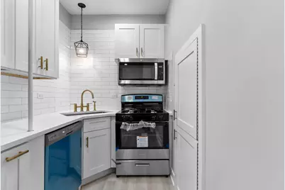 1127 W Farwell Avenue #105, Chicago, IL 60626 - Photo 8