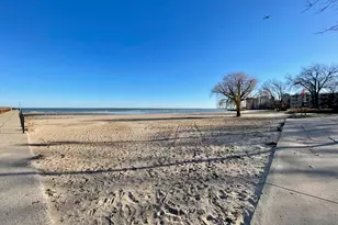 1127 W Farwell Ave, Chicago, IL 60626 - Photo 18