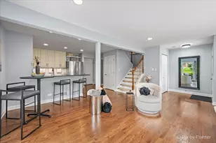 884 Bristol Dr, Barrington, IL 60010 - Photo 8