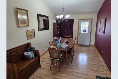563 Pine Meadow Drive, Dixon, IL 61021 - Photo 6