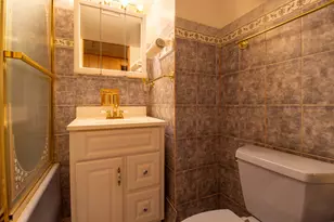 9102 S Parnell Ave, Chicago, IL 60620 - Photo 22
