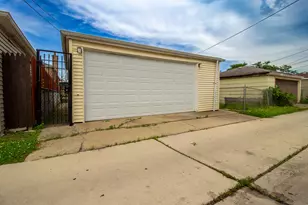 9102 S Parnell Ave, Chicago, IL 60620 - Photo 28