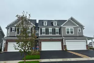 2204 Horseshoe Cir, Naperville, IL 60564 - Photo 1