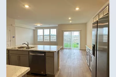 2204 Horseshoe Circle, Naperville, IL 60564 - Photo 4