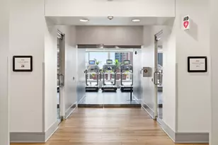512 N McClurg Ct, Chicago, IL 60611 - Photo 24
