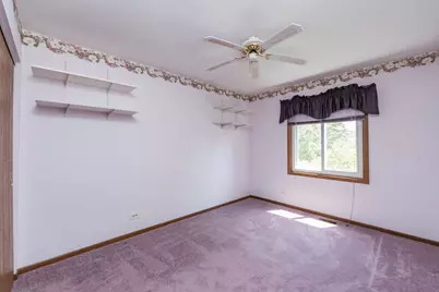 17505 W Woodland Drive, Grayslake, IL 60030 - Photo 18