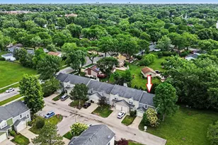 7555 Waterford Dr, Hanover Park, IL 60133 - Photo 28