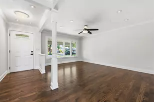 391 Walnut Ln, Elk Grove Village, IL 60007 - Photo 6