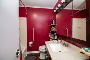 889 Armour Rd, Bourbonnais, IL 60914 - Photo 12