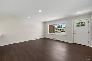 49 King Ln, Des Plaines, IL 60016 - Photo 16