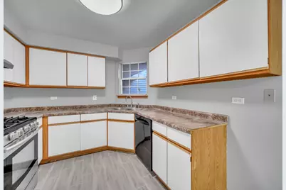 1065 Rockport Drive, Carol Stream, IL 60188 - Photo 8