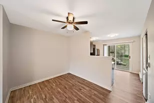 170 S Waters Edge Dr S, Glendale Heights, IL 60139 - Photo 4