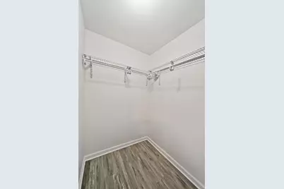 170 S Waters Edge Drive S #102, Glendale Heights, IL 60139 - Photo 16
