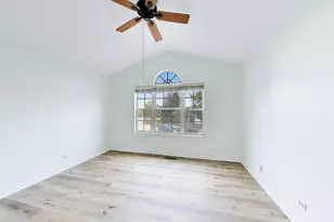 312 E Tall Oaks Ln, Itasca, IL 60143 - Photo 20