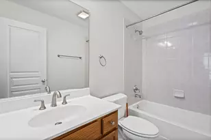 2474 W Lake Ave, Glenview, IL 60026 - Photo 20