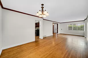 7248 N Ridge Blvd, Chicago, IL 60645 - Photo 6