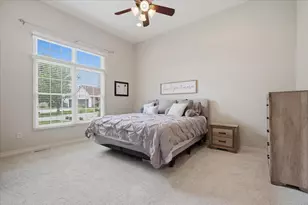 9 Brookline Ct, Bloomington, IL 61705 - Photo 20