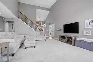 9 Brookline Ct, Bloomington, IL 61705 - Photo 10