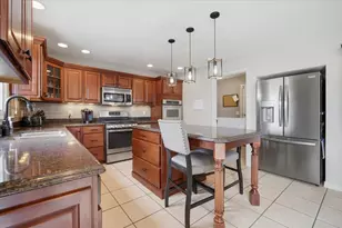 9 Brookline Ct, Bloomington, IL 61705 - Photo 14