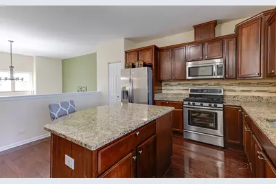 533 Plaza Place, Aurora, IL 60504 - Photo 20