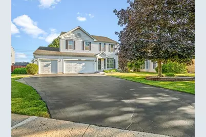 10695 Yellowstone Drive, Huntley, IL 60142 - Photo 1
