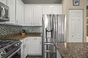 10695 Yellowstone Dr, Huntley, IL 60142 - Photo 14