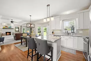 2679 Freeland Cir, Naperville, IL 60564 - Photo 2