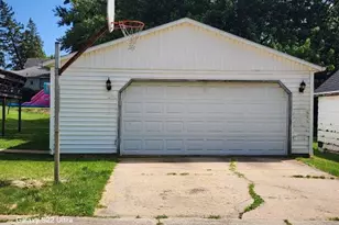 1602 S Highland Ave, Freeport, IL 61032 - Photo 42